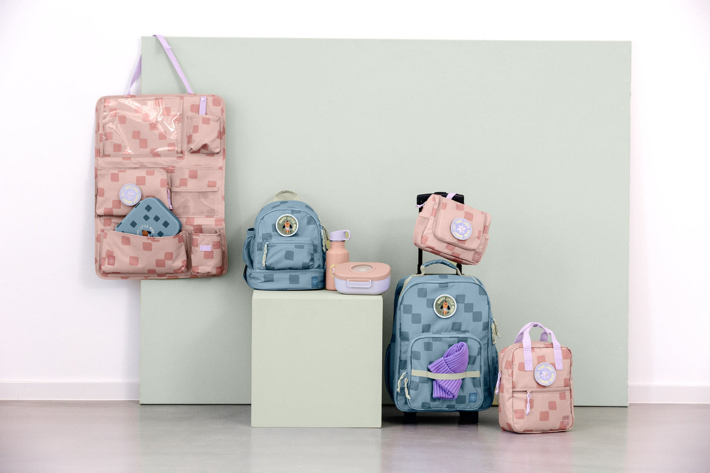 Kindergartenrucksack Square Pattern Party Rosa