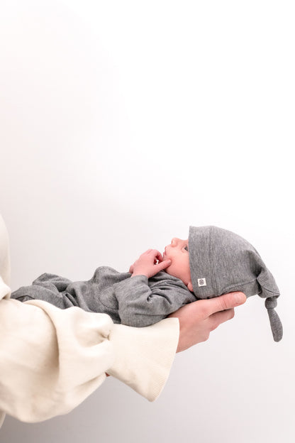 Cloby Mütze mit UV-Schutz grau - Beanie Knot stone grey
