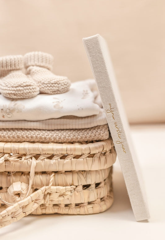 Little Dutch Baby Erstes Jahr Buch Baby Bunny - englisch