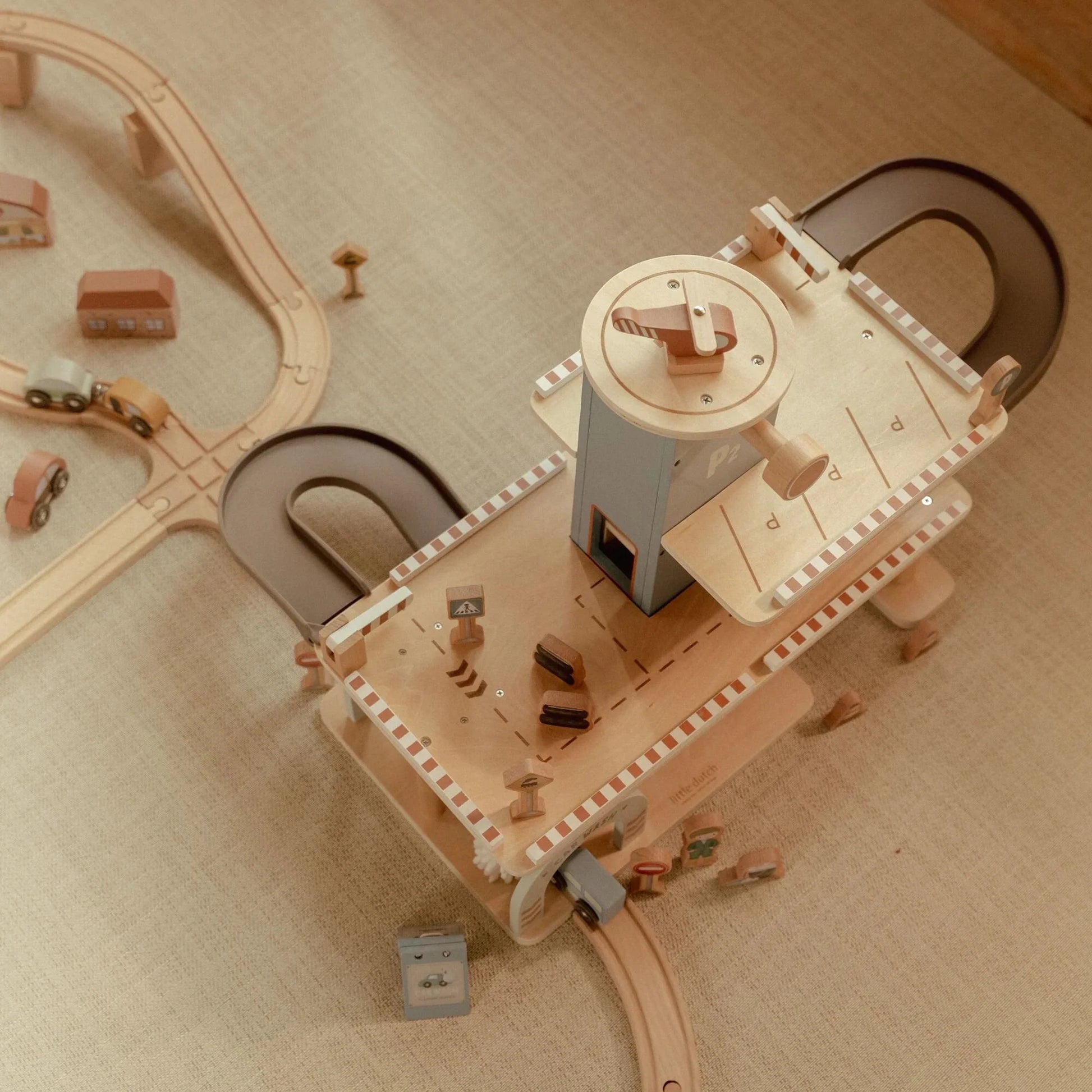 spielzeug garage holz selber bauen Little Dutch Parkhaus Holz Blau Spielzeug Parkgarage