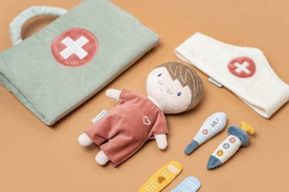 Doktor Spielset Kuschelpuppe Jim Little Dutch Jim Puppe Krankenpflege Spielset